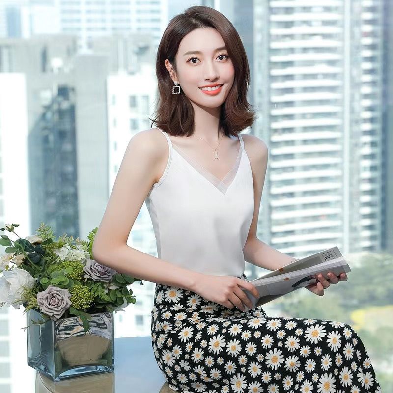 新しいスタイルのアイスシルクキャミソールブレザー、女性用、春 - Women Formal Office Wear Tops のレビューと価格