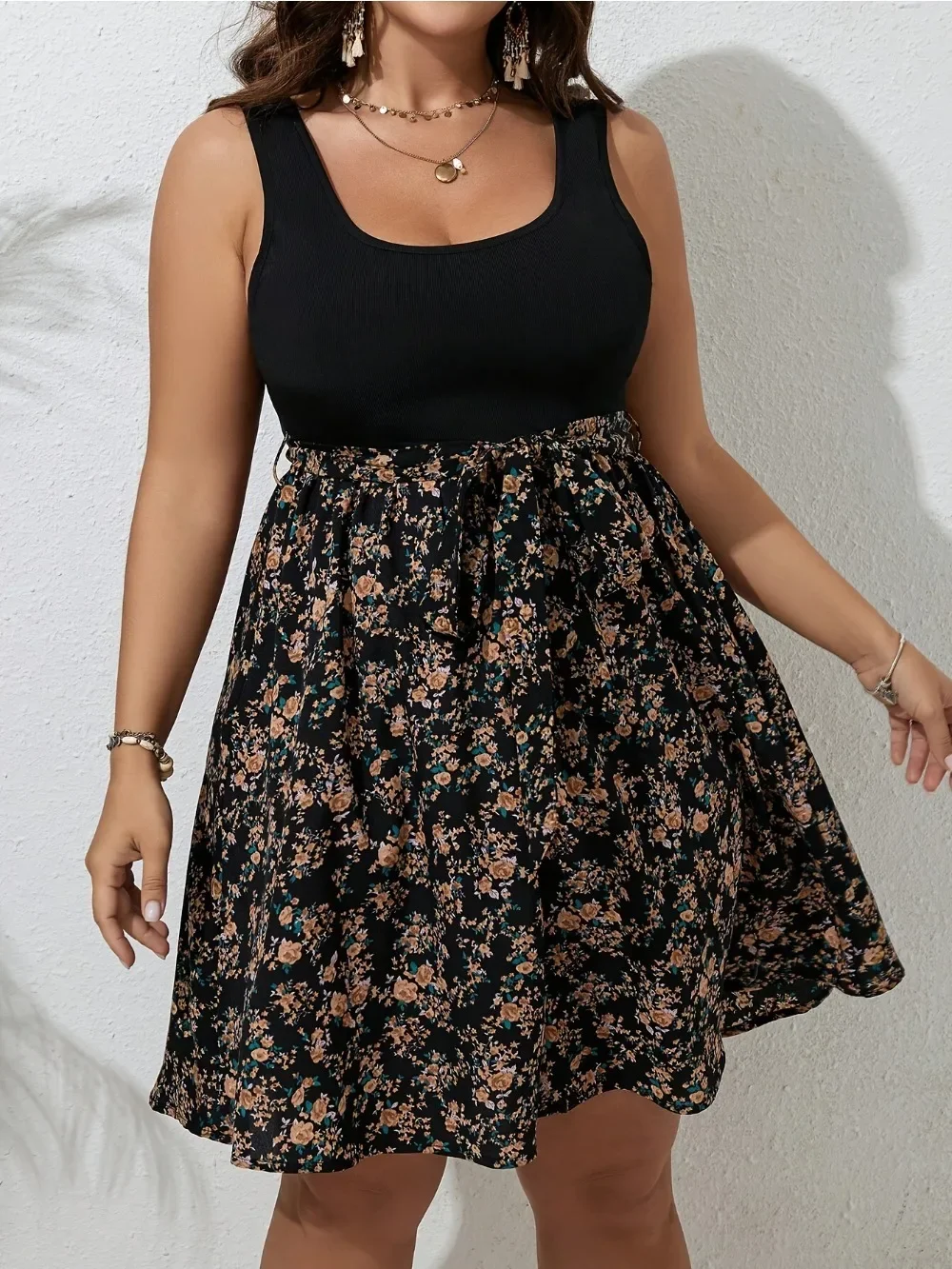 プラスサイズのドレスサマーニット花柄プリントドレス女性のため - Shift Dress Sleeveless のレビューと価格